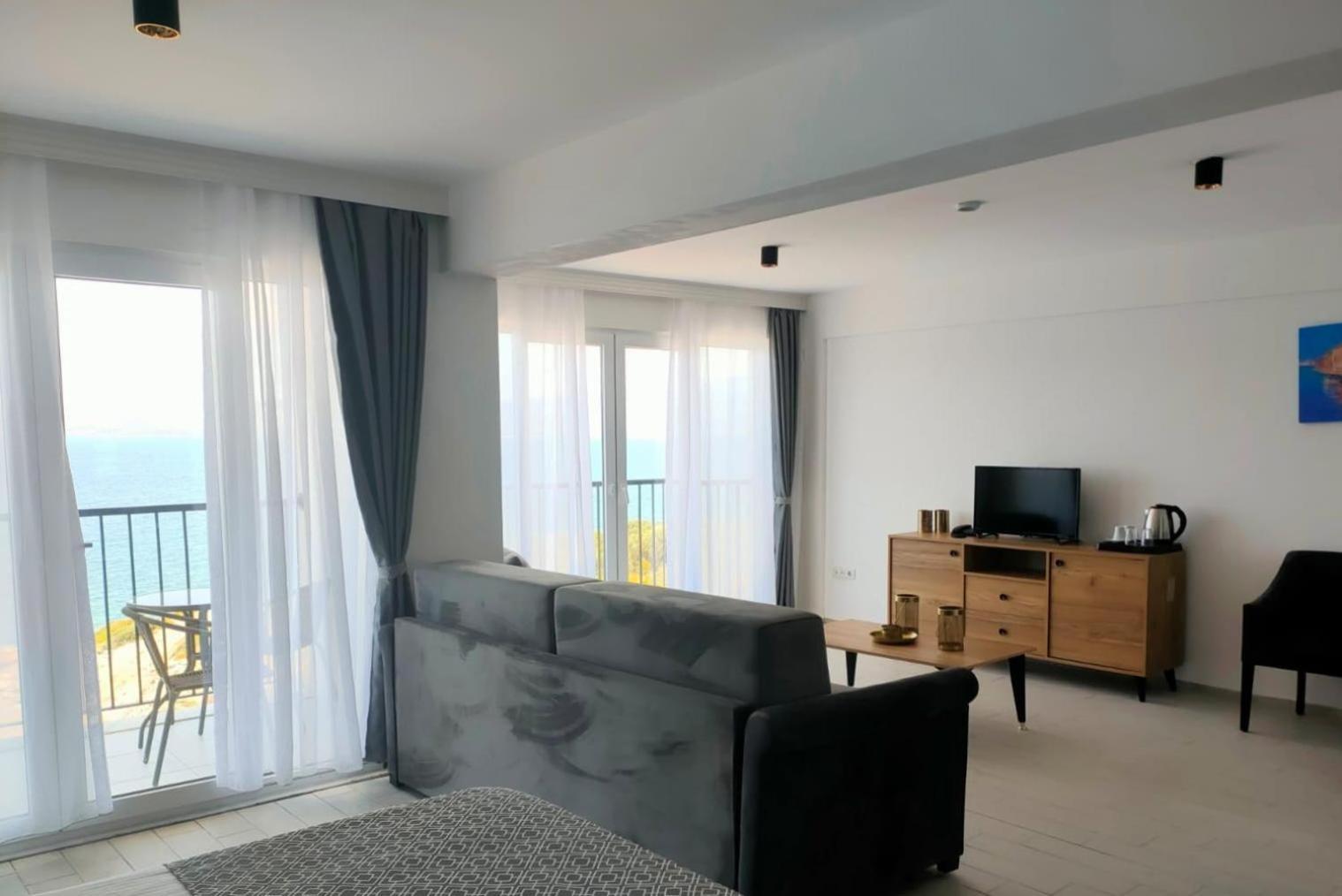 Ni Marin Hotel Milas Εξωτερικό φωτογραφία